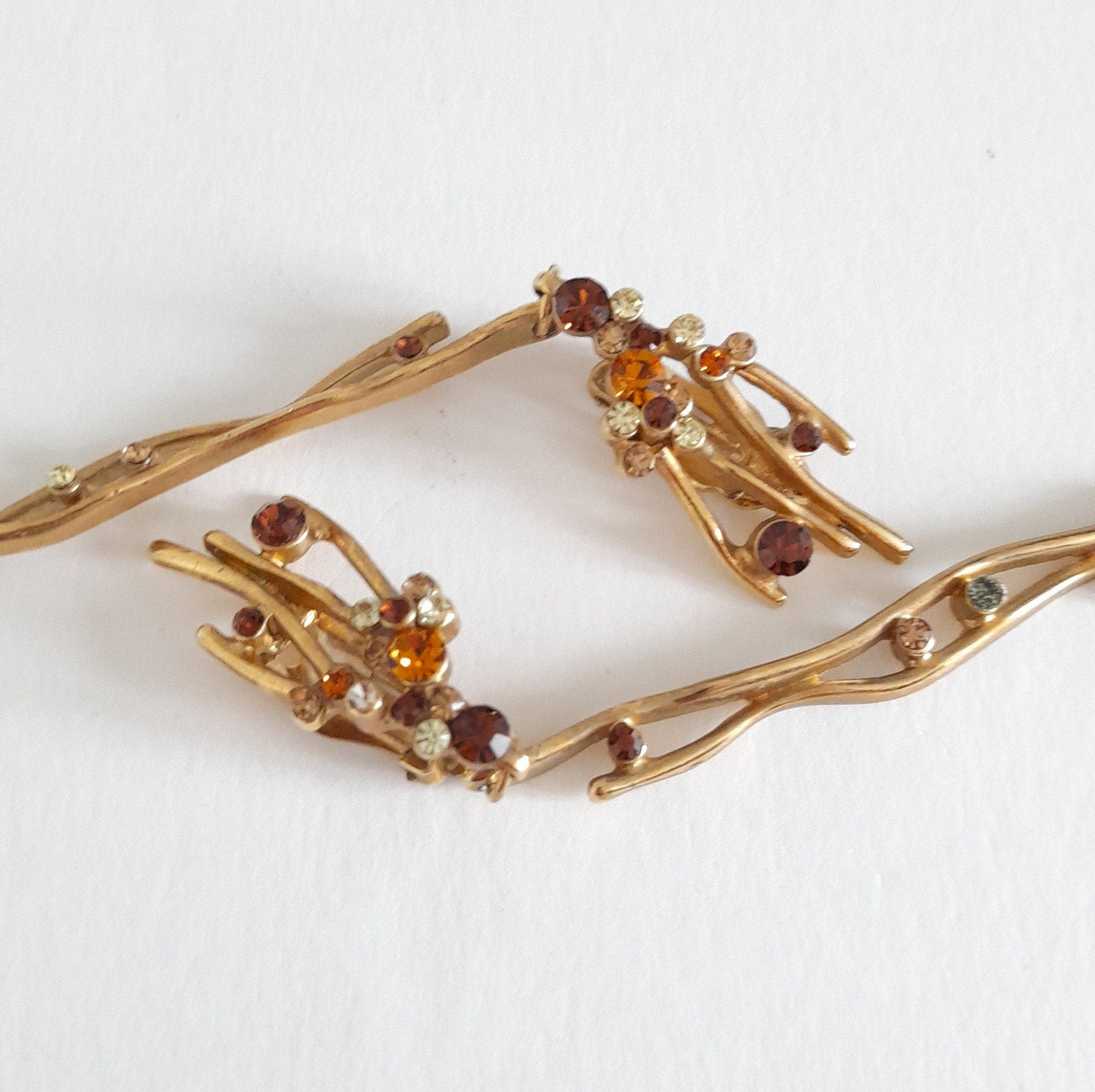 Boucles d'oreille Ancienne Vintage Argenté Strass pendantes 3 rangs Boucles d'oreille Ancienne Vintage Argenté Strass pendantes 3 rangs