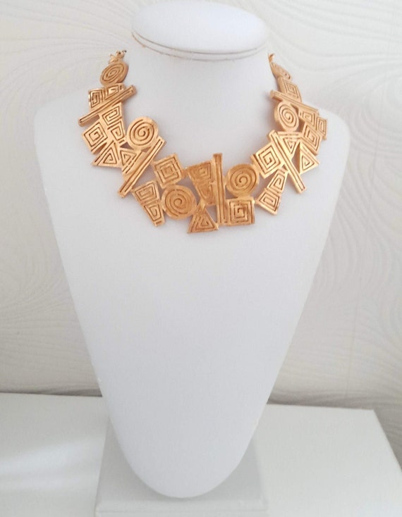 Biche De Bere - Rare Vintage Necklace - Etsy