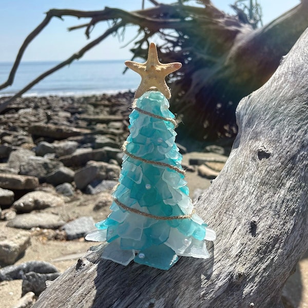 Sapin de Noël en verre de mer de 8,5 po. avec lumières