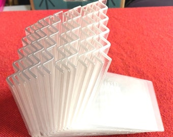 14 sujetalibros minimalistas de plástico transparente IKEA Bokis Zig Zag