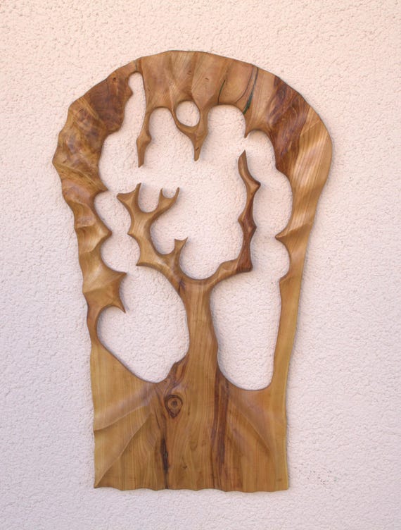 Handgefertigte Wand Skulptur aus Holz. Kirschbaum massiv  80 x 40 x 4