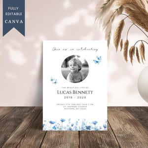 Invitation funéraire pour enfants avec fleurs bleues et papillons, invitation au service commémoratif pour enfants, carte hommage personnalisée WHF006
