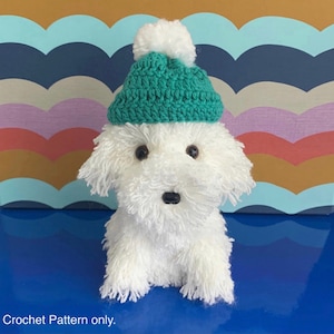 Maltese Amigurumi Maltese Crochet Pattern with Teal Tuque, Sitting, PDF File Format (English)