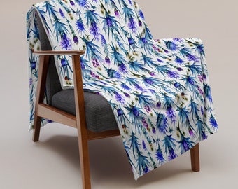 Thistle Pattern Throw Blanket Gift for Mom Cottage Core Décor Farmhouse Chic Boho Cottagecore Aesthetic Boho Couch Throw