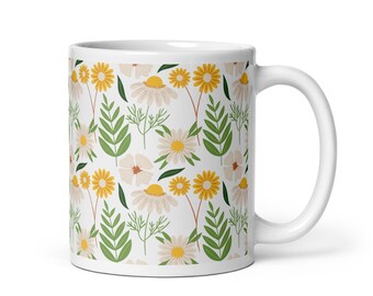 Daisy Pattern Cottage Core 11 oz or 15 oz Mug Cottage Core Décor Farmhouse Chic Grandmillennial Boho Cottagecore Aesthetic