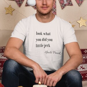 Camiseta navideña de Home Alone, camiseta de Marv y Harry, ropa navideña de película nostálgica de los 90, camiseta de Wet Bandits, moda navideña, camiseta de Home Alone