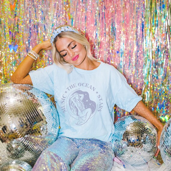 Mermaidcore Shirt | Ocean Inspired Style | Mermaid Dreamcore | Women's Tee | Teenage Girl Gifts | Gift for Best Friend | Gift for Sister