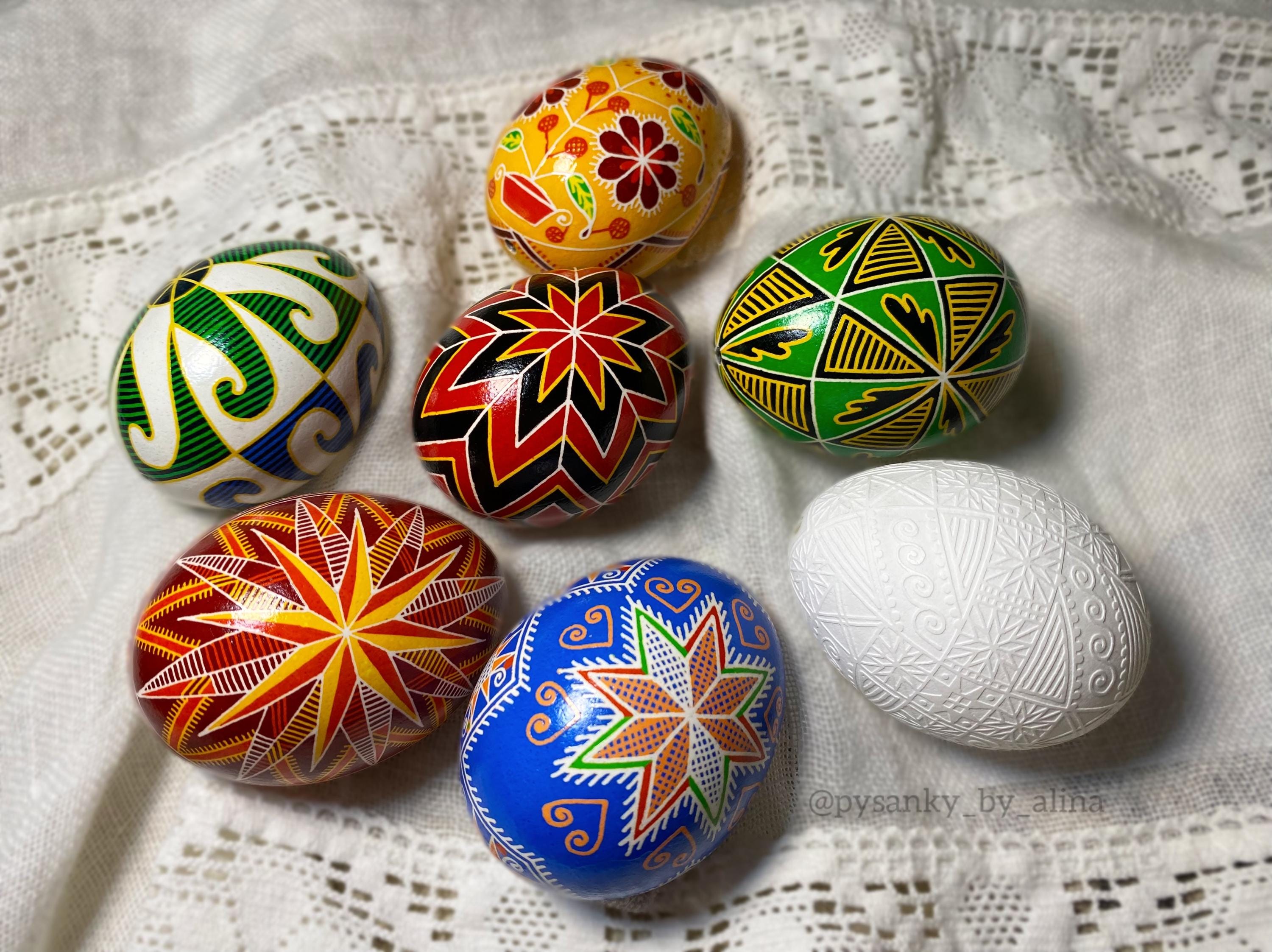 Keng dumba seksi video Qariyalar uyida otiring