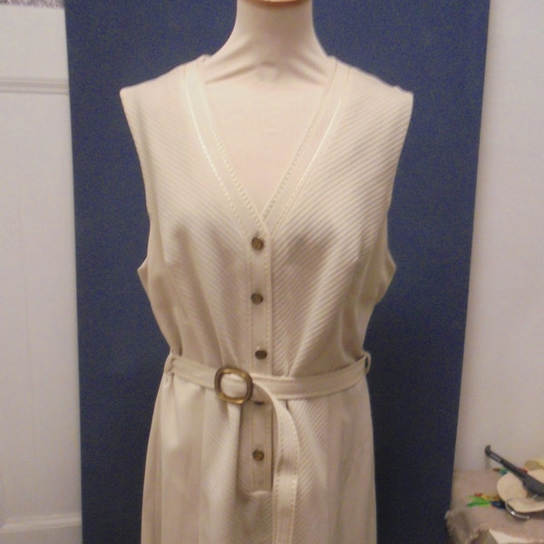 schräges 60er 70er Kleid beige ärmellos