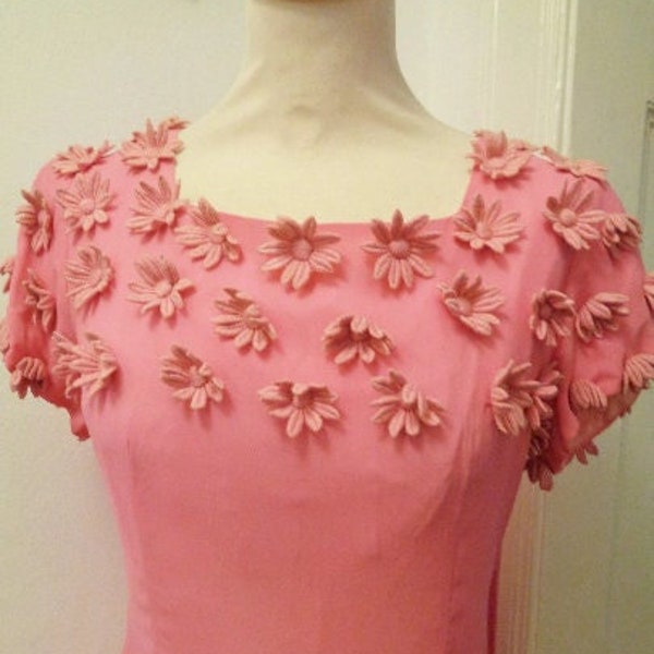 zuckersüßes rosa 60er Partykleid lang