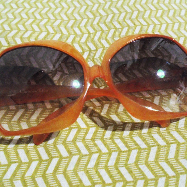 lunettes de soleil vintage insolites années 70 Optyl orange Dior