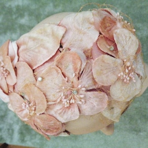 zauberhaftes rosa Headpiece 40er 50er Vintage Original Blütenblätter