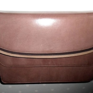 original : superbe sac à main BALLY des années 70 marron beige