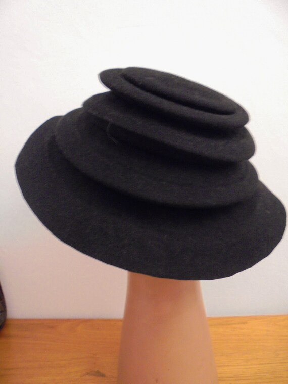 very special black felt hat from the 20s, 30s, 40… - image 4