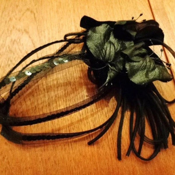 zauberhaftes schwarzes Headpiece 80er