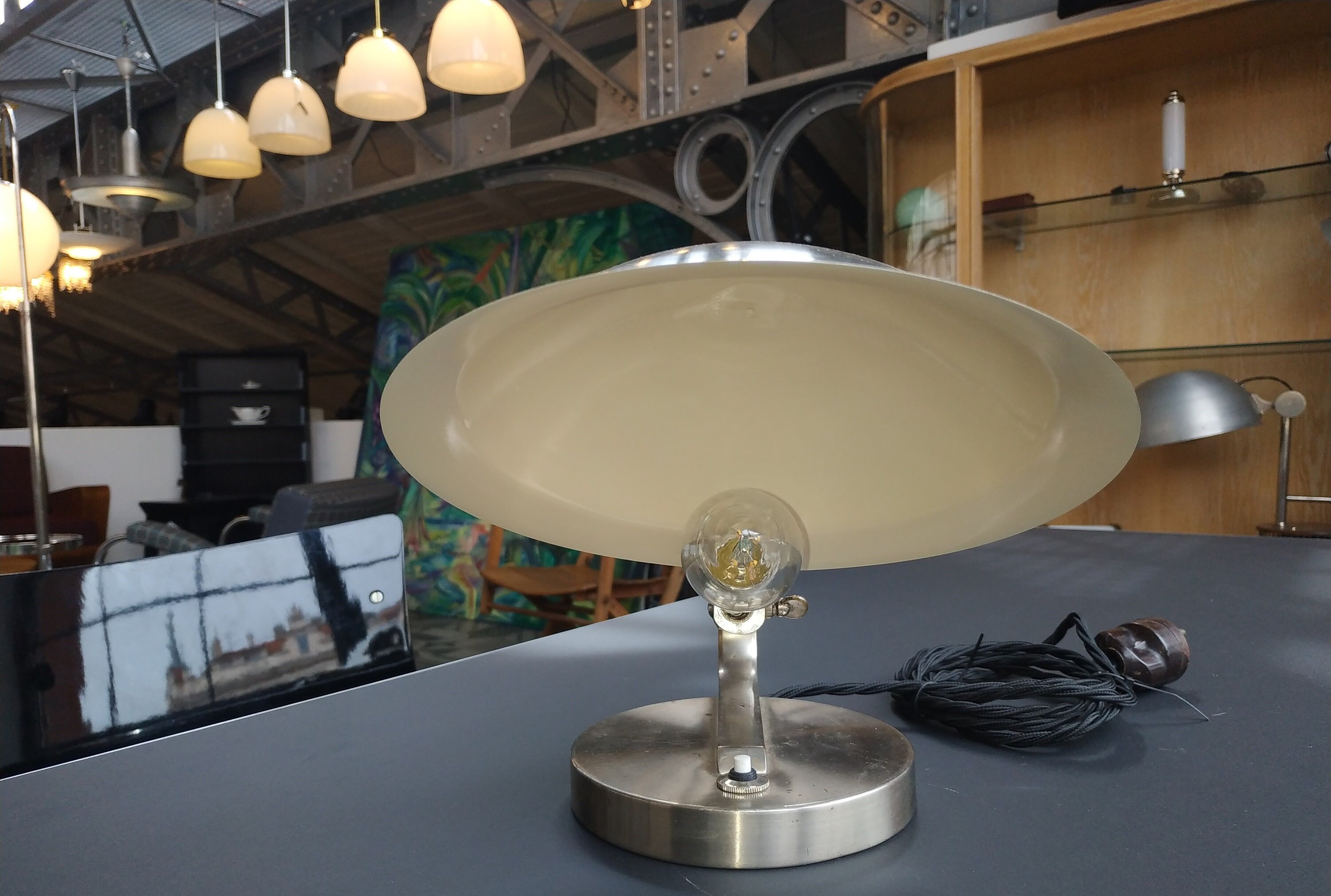 Art Deco Oyster Table Lamp, 1930s
