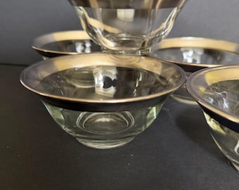 Dorothy Thorpe Silver Band 5.5" Bowls, Set of 5