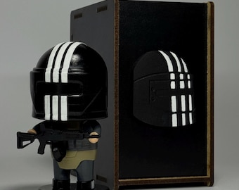 タルコフ　グッズ Escape from Tarkov Killa Chibi Figure Red Keycard Custom