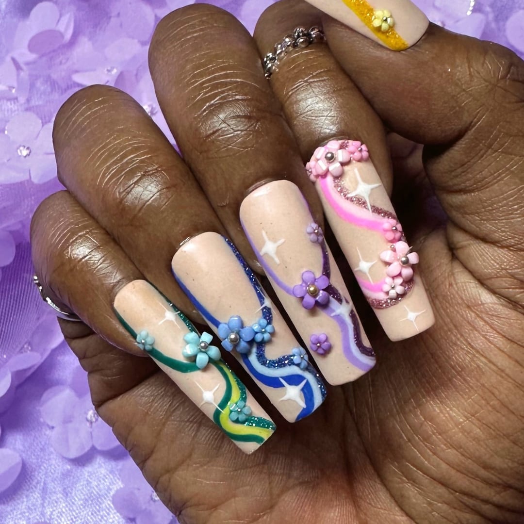 Spring Swirl Spring Flower Swirl Press on Nails - Etsy