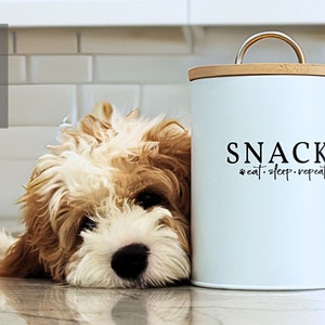 Simply Unleashed White Dog and Cat Treat Container with Bamboo Lid, 8.5 cups/ 70 fl oz.