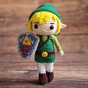 Link (Zelda) amigurumi crochet pattern - FR - EN