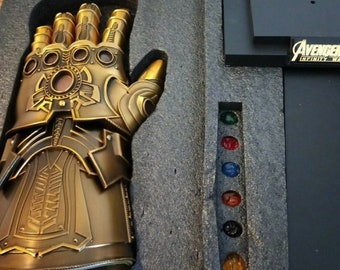 Thanos Infinity Gauntlet (Metal version)