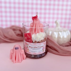 Halloween dessert candle | Handmade soy wax candle | Pink Halloween decor | Cute candles | Halloween gift | Ghost decor |Fall home fragrance