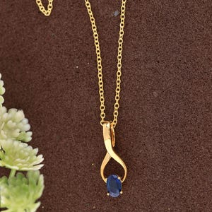 natural sapphire oval cut gemstone Brilliant sapphire necklace, September birthstone necklace, blue sapphire pendant, blue stone necklace