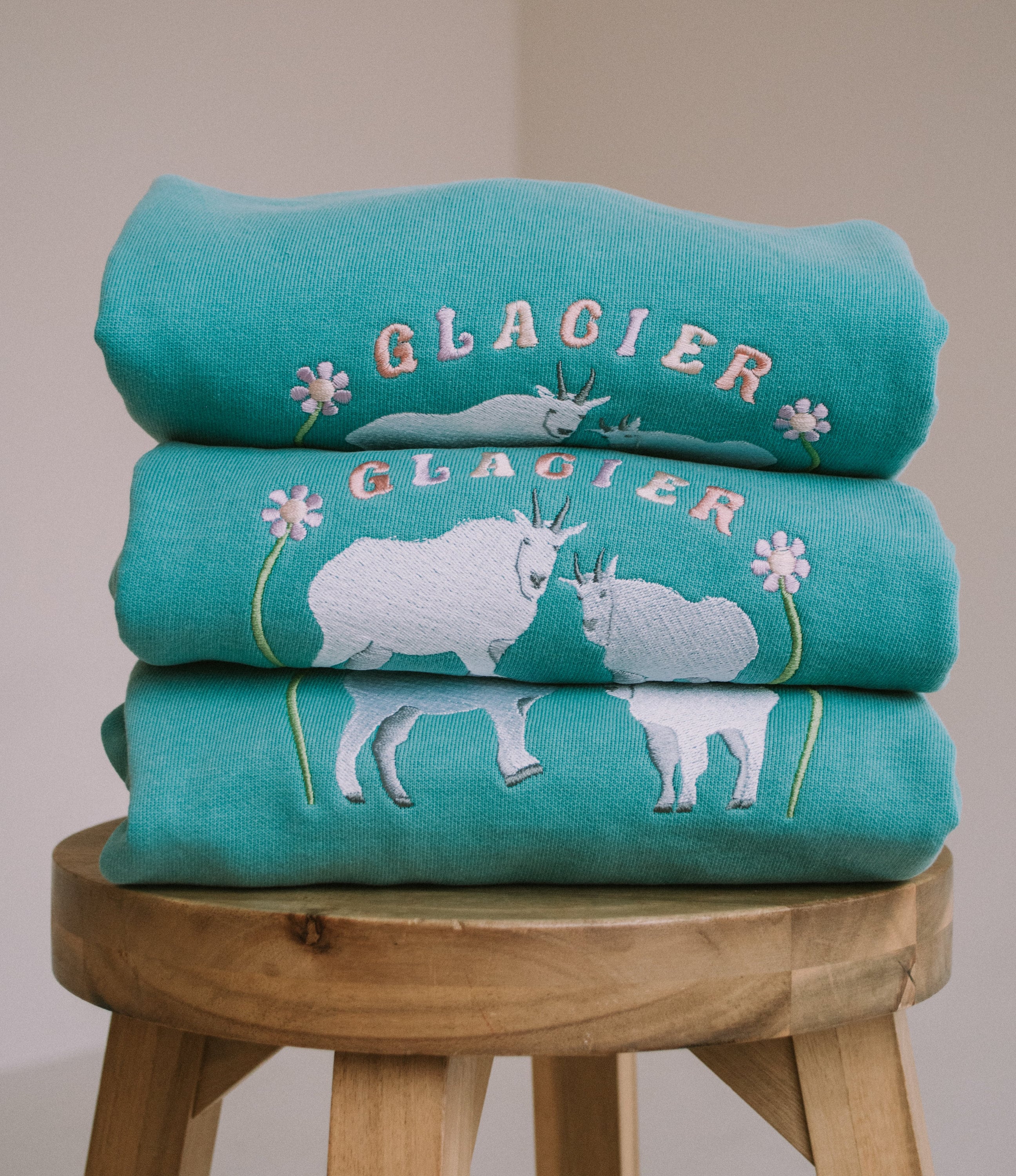 Glacier National Park Montana Embroidered Blue Retro Vintage Style Sweatshirt, National Park Lover Gift, Granola Girl Aesthetic, Mtn Goats