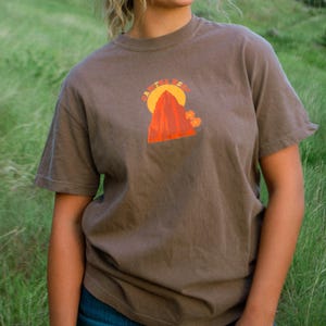 Capitol Reef National Park Unisex Comfort Colors T-Shirt, Hiking Shirt, Gift for Hikers & Granola Girls, Camping Shirt, Vintage Style