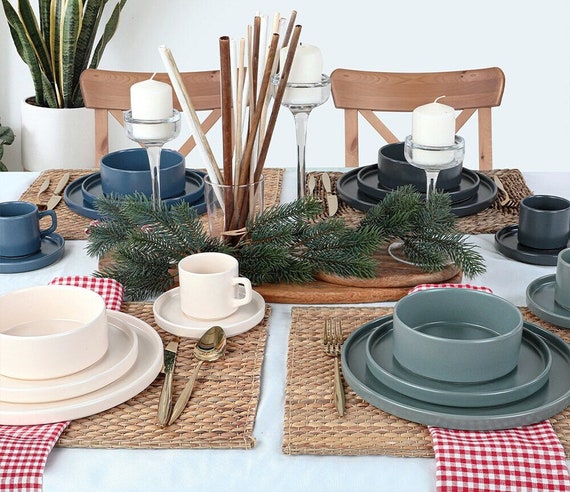 Farmhouse Dinnerware