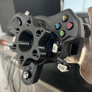 Logitech G27 / G29 / G920 / G923 Steering Wheel Adapter Mod Plate