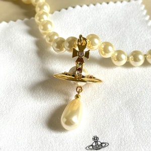 Vivienne Westwood perla de oro 3D Orb gargantilla collar Regalo para ella imagen 2
