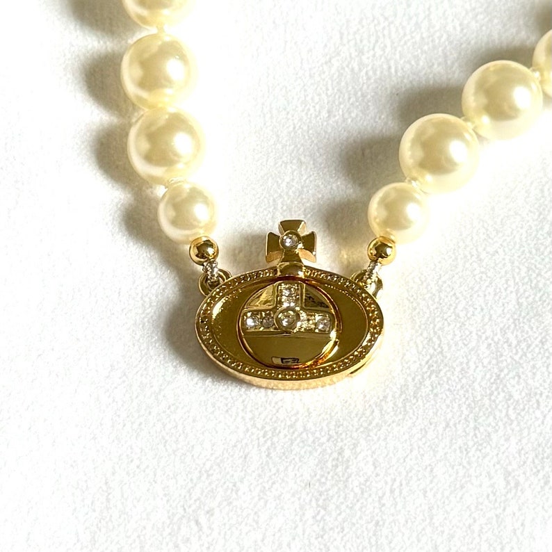 Vivienne Westwood gold pearl 3D Orb chocker necklace Gift for her image 4