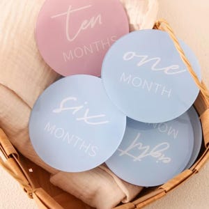 Ensemble de 13 cartes d'étapes mensuelles en acrylique pour bébés, photographie de nouveau-né, suivi de la croissance de bébé, cadeaux de naissance, accessoires photo pour bébé de 0 à 12 mois