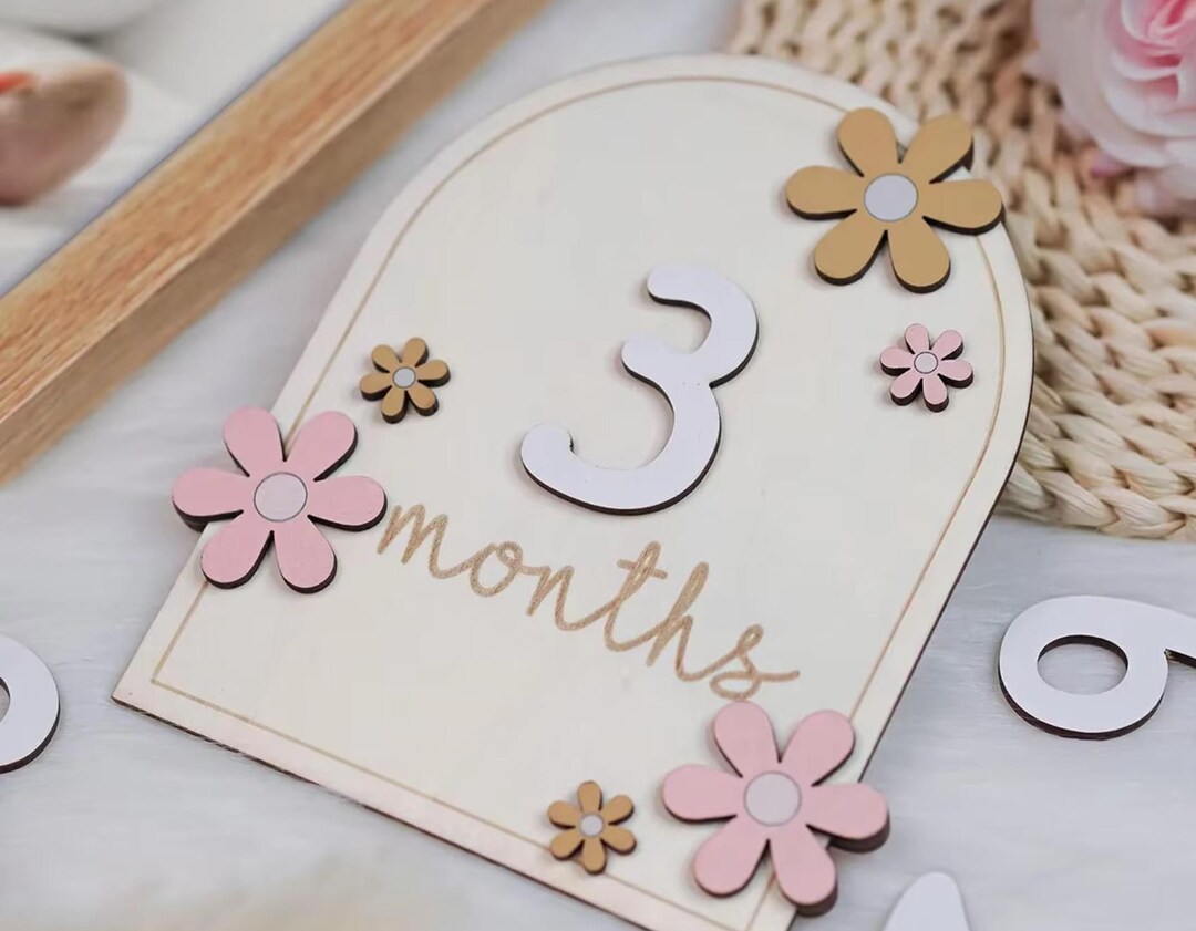 Wooden Baby Milestone Cards: 3D Flower Photo Props - Etsy
