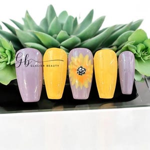 Press on purple and yellow flower nails/press on nails/ready nails/ summer nails