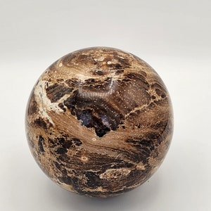 BLACK OPAL SPHERE - Made in Madagascar