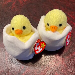 Eggbert Beanie Baby Collection 1998