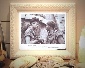 Zug: Charlie Sheen, Keith David | Original Glossy 8x10 Filmstill