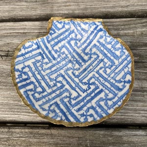 Handgemachte entkuppelte Blue & White-Design Sea Shell Schmuckschale