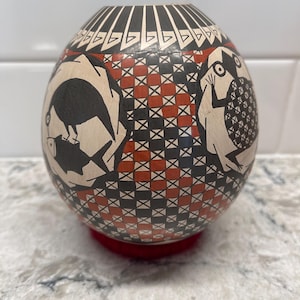 Mata Ortiz Handmade Pottery - signed by Armando Rodriguez