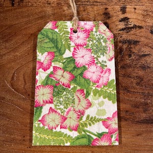5 Etichette regalo fatte a mano per qualsiasi occasione. Rosa e verde!