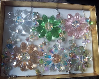 Crystal Flower Suncatcher, Rainbow Maker Window Garden Decor