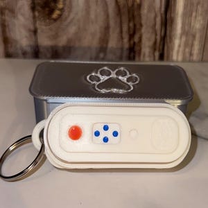 Heartworm Test Veterinary Fidget Clicker Keychain; Veterinary Medicine Gifts for Veterinarians & Vet Techs; Veterinary Stocking Stuffers