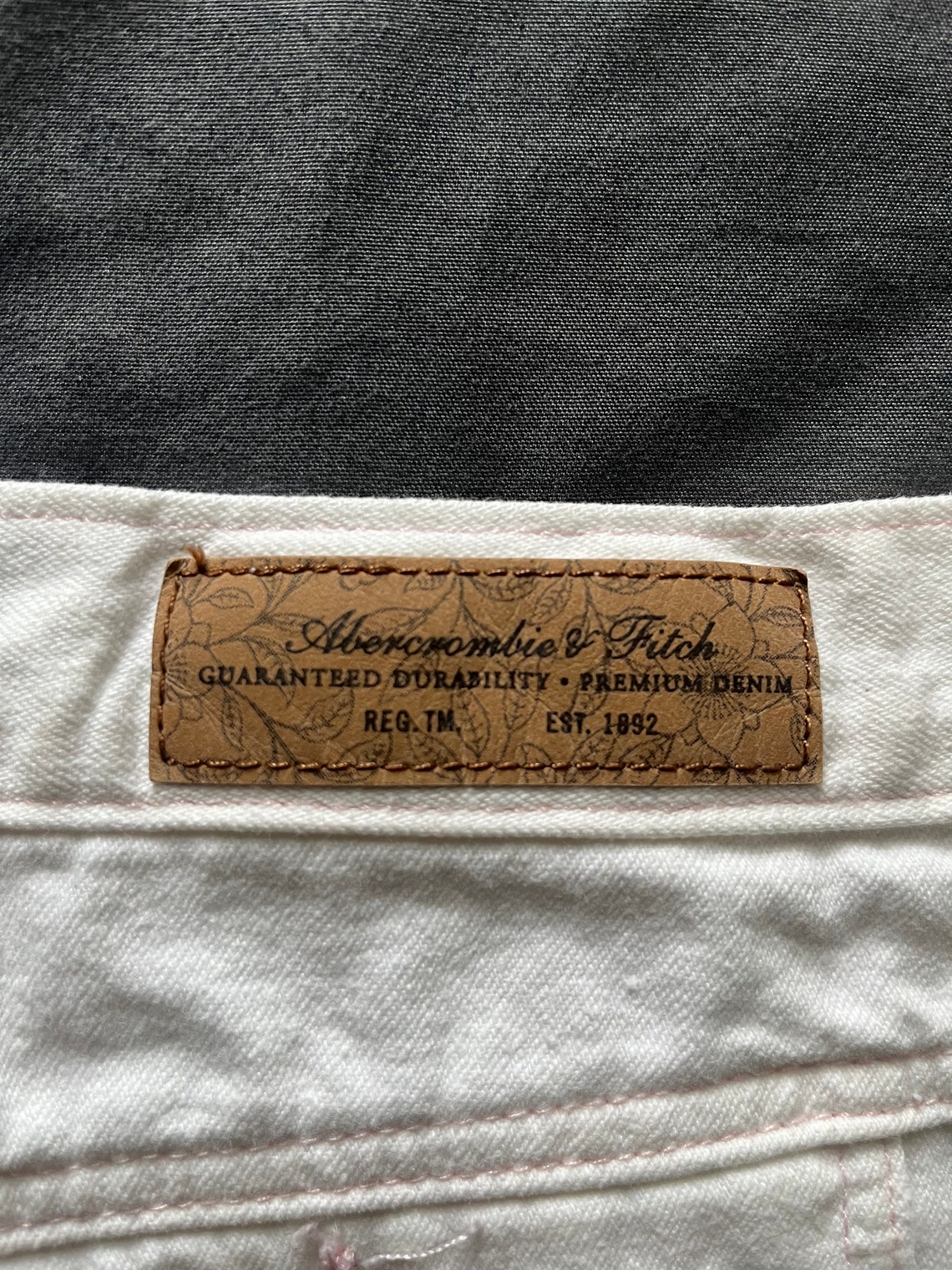 Vintage Abercrombie and Fitch 2000’s mini skirt main image 0