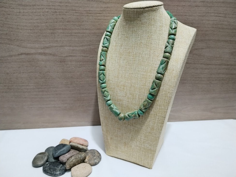 グアテマラ翡翠ネックレス - Etsy 日本