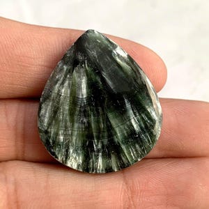 Russian Seraphinite Pear shape Cabochon, Natural Green Gemstone for Jewelry Making, Healing Crystals, Stone Collectors, Polished Gemstones.