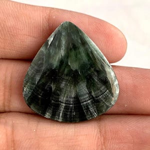 Russian Seraphinite Pear shape Cabochon, Natural Green Gemstone for Jewelry Making, Healing Crystals, Stone Collectors, Polished Gemstones.