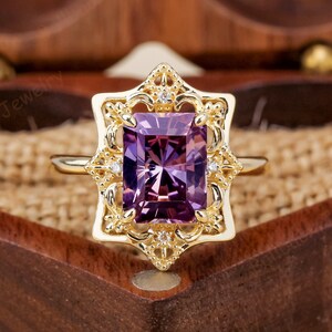 Vintage Emerald Cut Natural Amethyst Engagement Ring Unique 14K Solid Yellow Gold Wedding Ring Art Deco Anniversary Promise Rings for Women